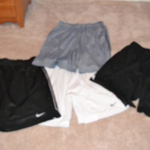 Lot of 4 pair of Nike XL Shorts - Basketball,